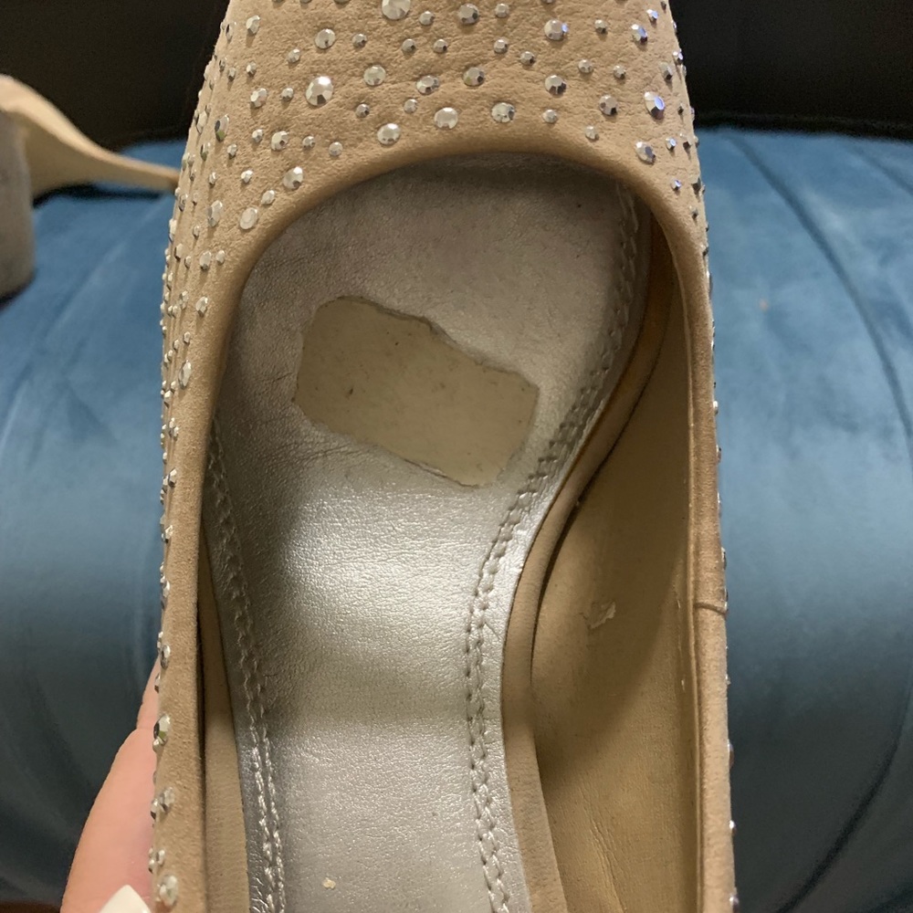 Gianni Bono Sz. 9.5 nude, studded heels - Picture 7 of 7